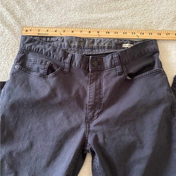 Calvin Klein Stylish Charcoal Slim Straight Jeans Size 32 - Picture 5 of 10